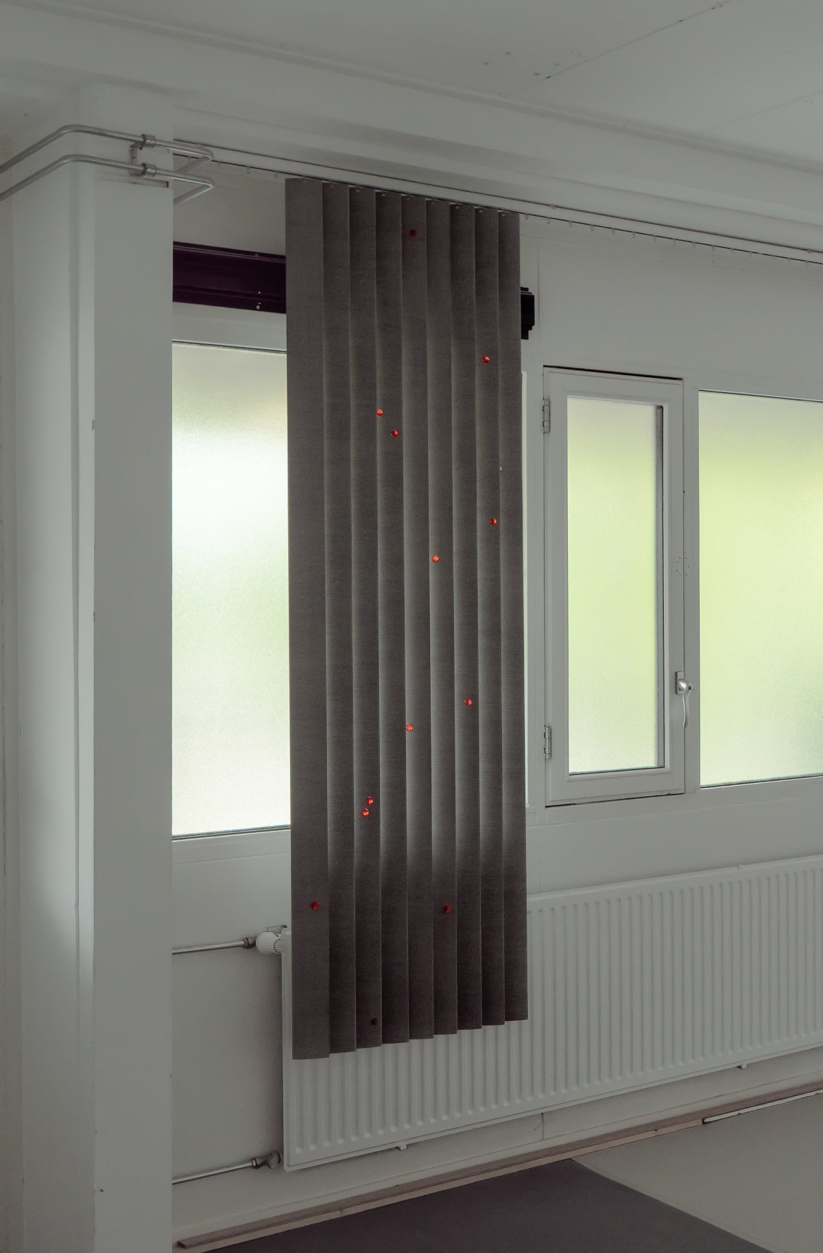 Blinds (redeye) – Stephen Kwok